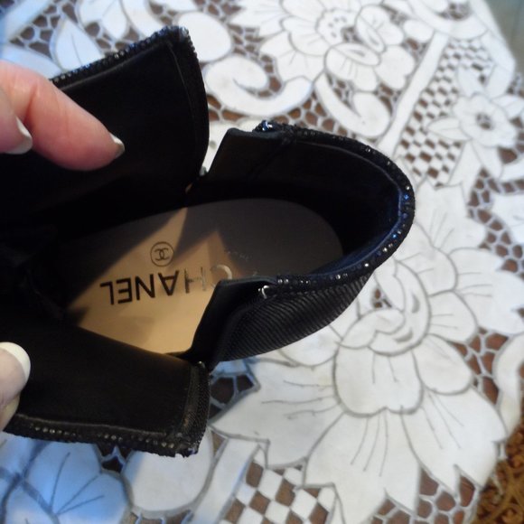 Chanel Black Metallic Canvas/Black Patent Leather Cap Toe Ankle Boots Size 38.5B - Picture 10 of 16